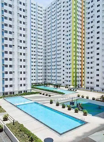 Frabeca Staycation At Mplace Qc 4* Manila