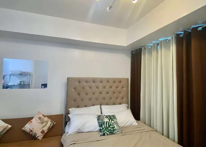 Frabeca Staycation At Mplace Qc 4*