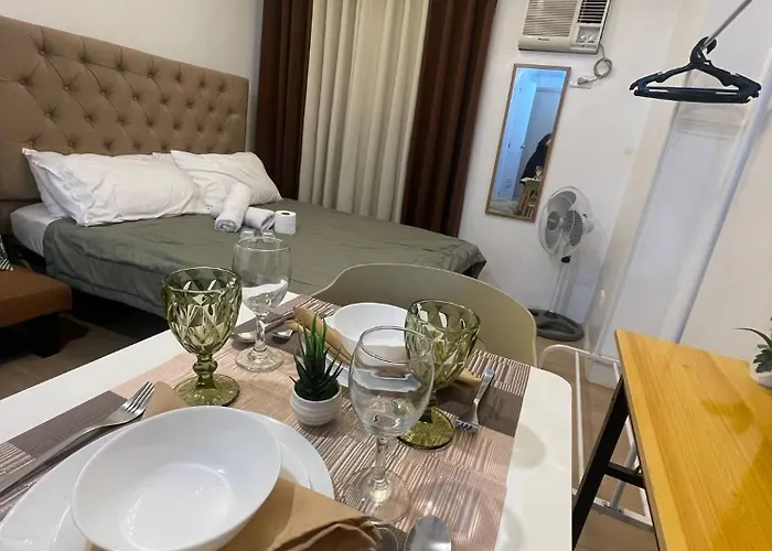 Frabeca Staycation At Mplace Qc Aparthotel